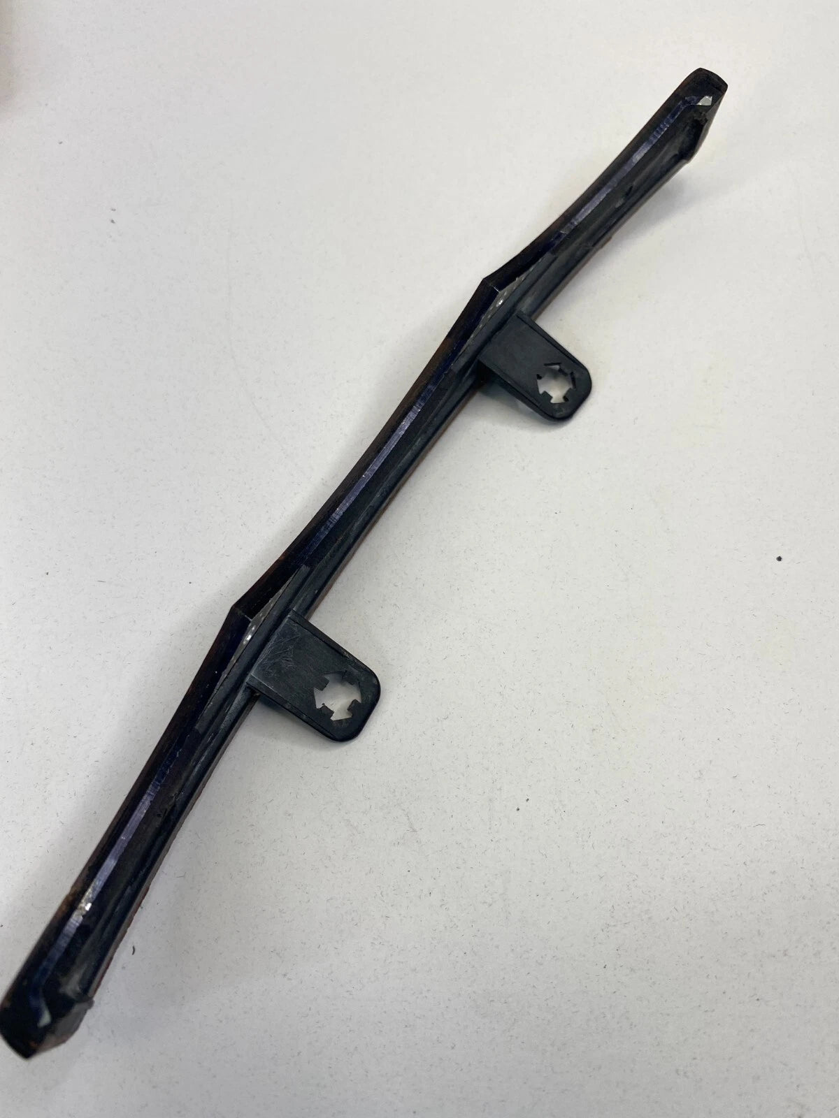 06-12 MERCEDES-BENZ R350 CENTER CONSOLE CUP HOLDER FRAME COVER TRIM A2516801434