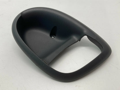 2002-2007 BUICK RENDEZVOUS REAR RIGHT SIDE INNER DOOR HANDLE BEZEL 825296 OEM