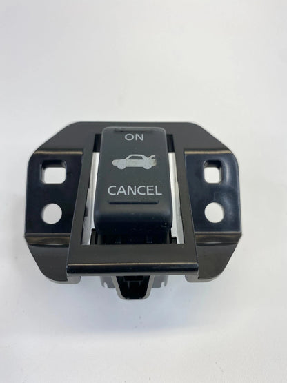 2006 07 08 09 2010 INFINITI M35 M45 TRUNK LID ON CANCEL OPEN LOCK CONTROL SWITCH