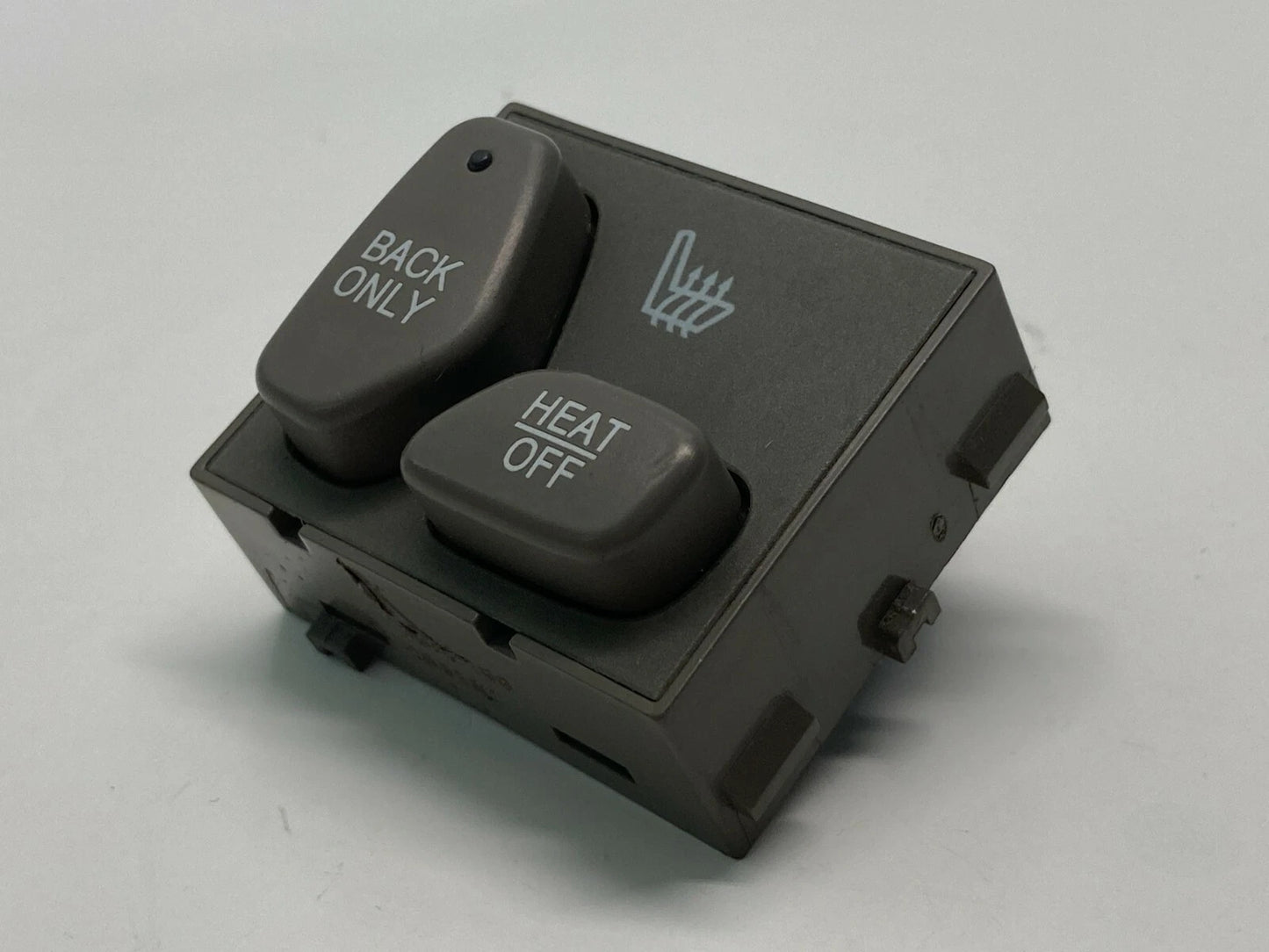 2000-2003 CADILLAC DEVILLE REAR LEFT SIDE POWER HEATED SEAT SWITCH 25680199 OEM