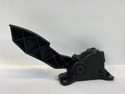 2002-2006 NISSAN ALTIMA 2.5L ACCELERATOR GAS PEDAL ASSEMBLY OEM 18002-4Z800