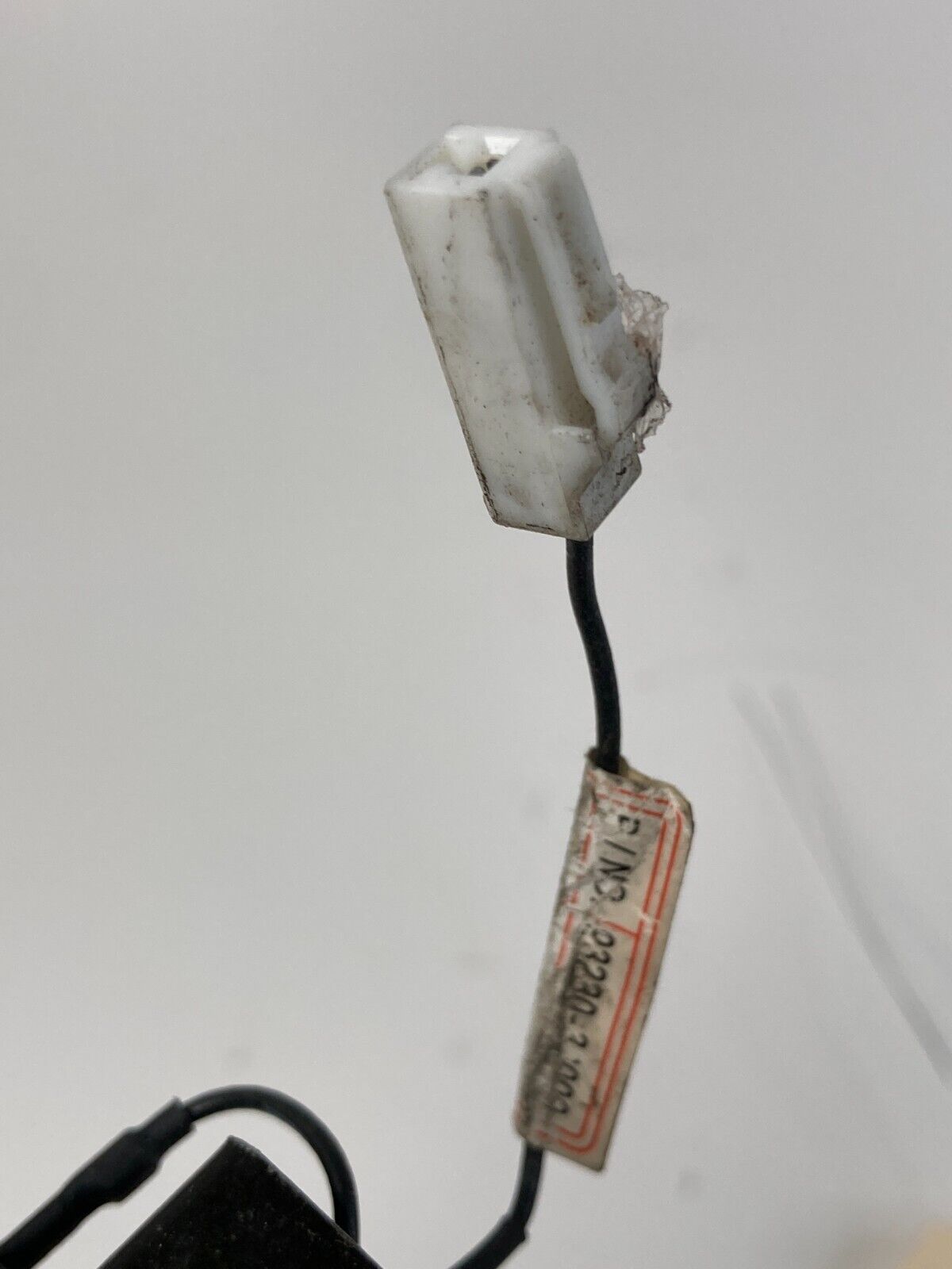 2002-2005 Hyundai Sonata Hood Lock Latch Protector W/ Cable 93230-39000 OEM