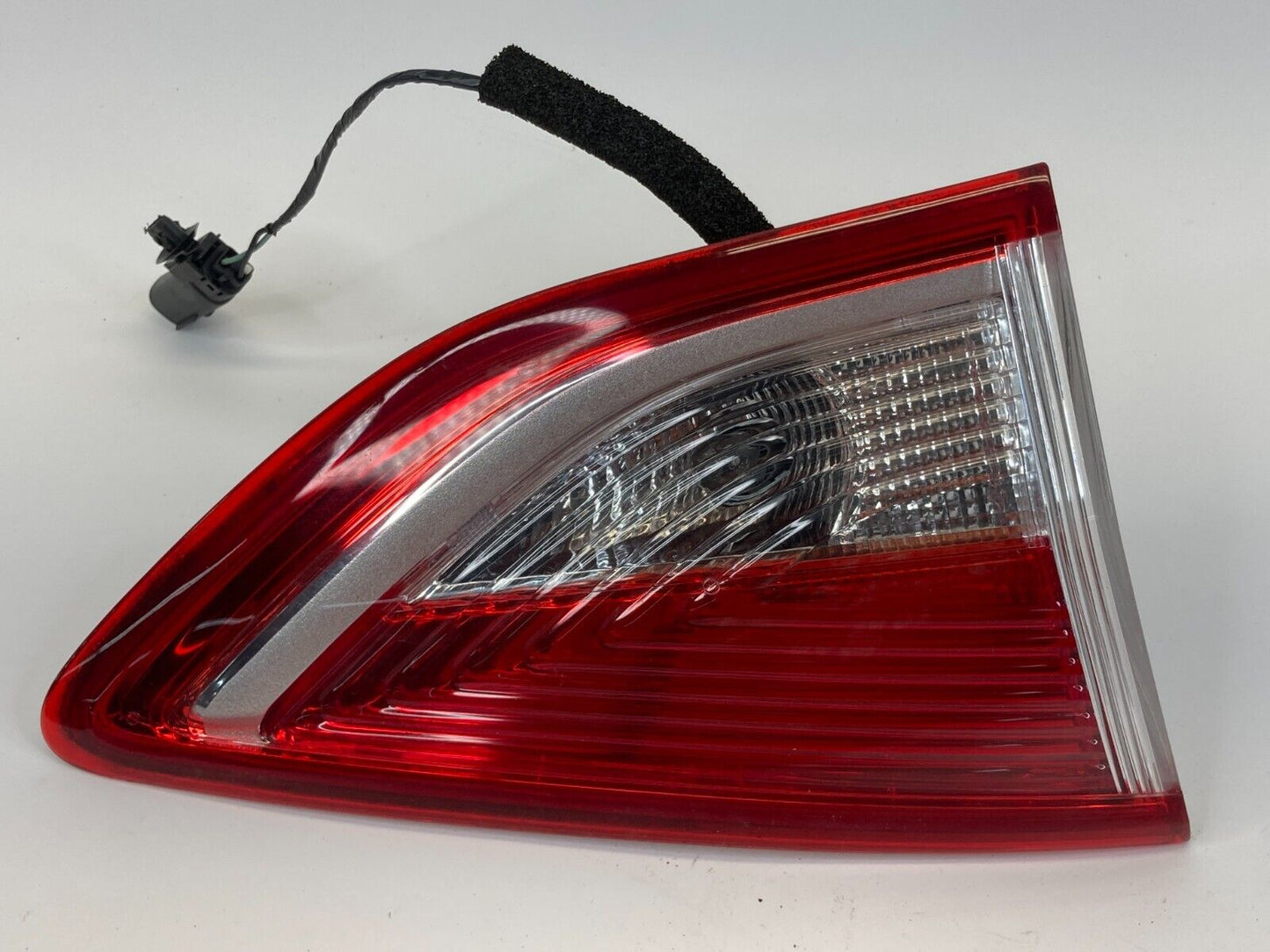 2013 2014 2015 2016 Ford Escape Left Side Inner Trunk Tail Light Taillight OEM