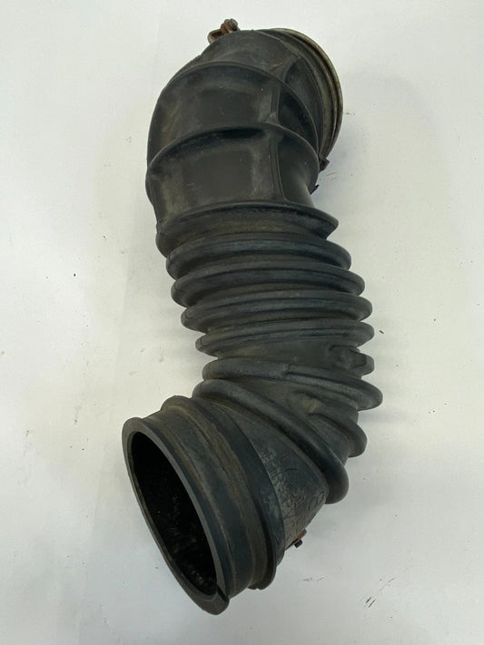 2003-2008 PONTIAC VIBE 1.8L AIR INTAKE HOSE DUCT PIPE 17881-0D120 OEM
