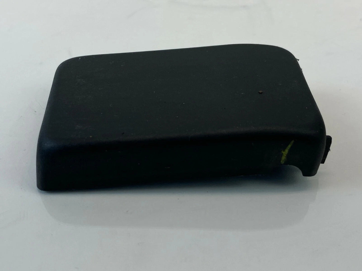 2000-2004 FORD FOCUS 2.0L COVER LID CAP TRIM BEZEL XS41-F403L23-BB OEM