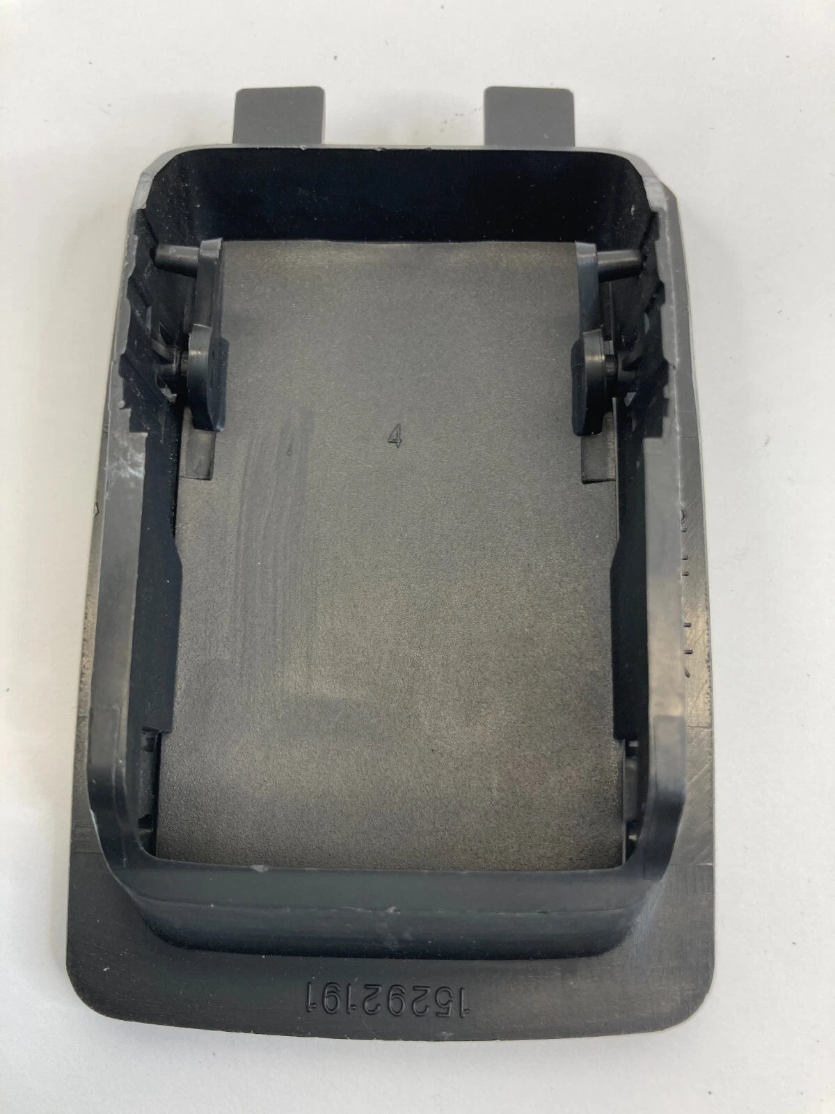 08-12 CHEVY MALIBU BACK SEAT CHILD SAFETY ANCHOR HOOK CAP COVER 15292191 OEM