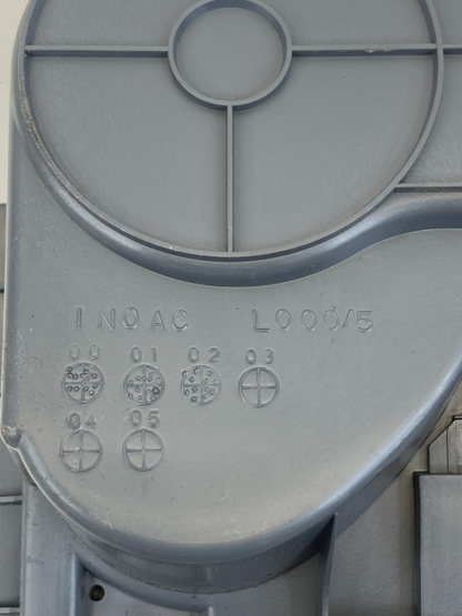 2001-2005 Toyota RAV4 Front Center Console Dual Cup Holder Cupholder 55620-42020