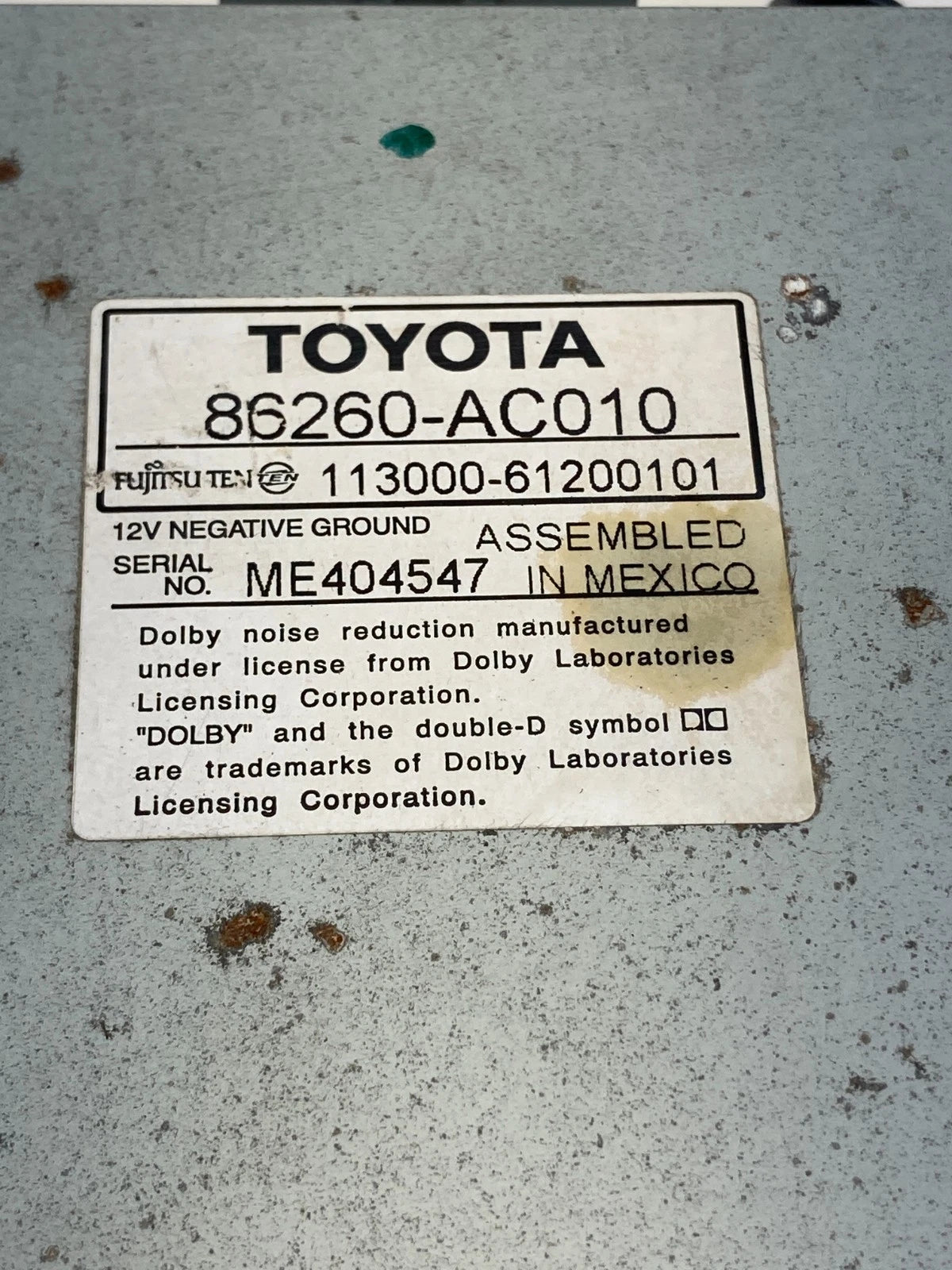 2005-2007 TOYOTA AVALON AM/FM RADIO CD CASSETTE PLAYER RECEIVER 86260-AC010 OEM