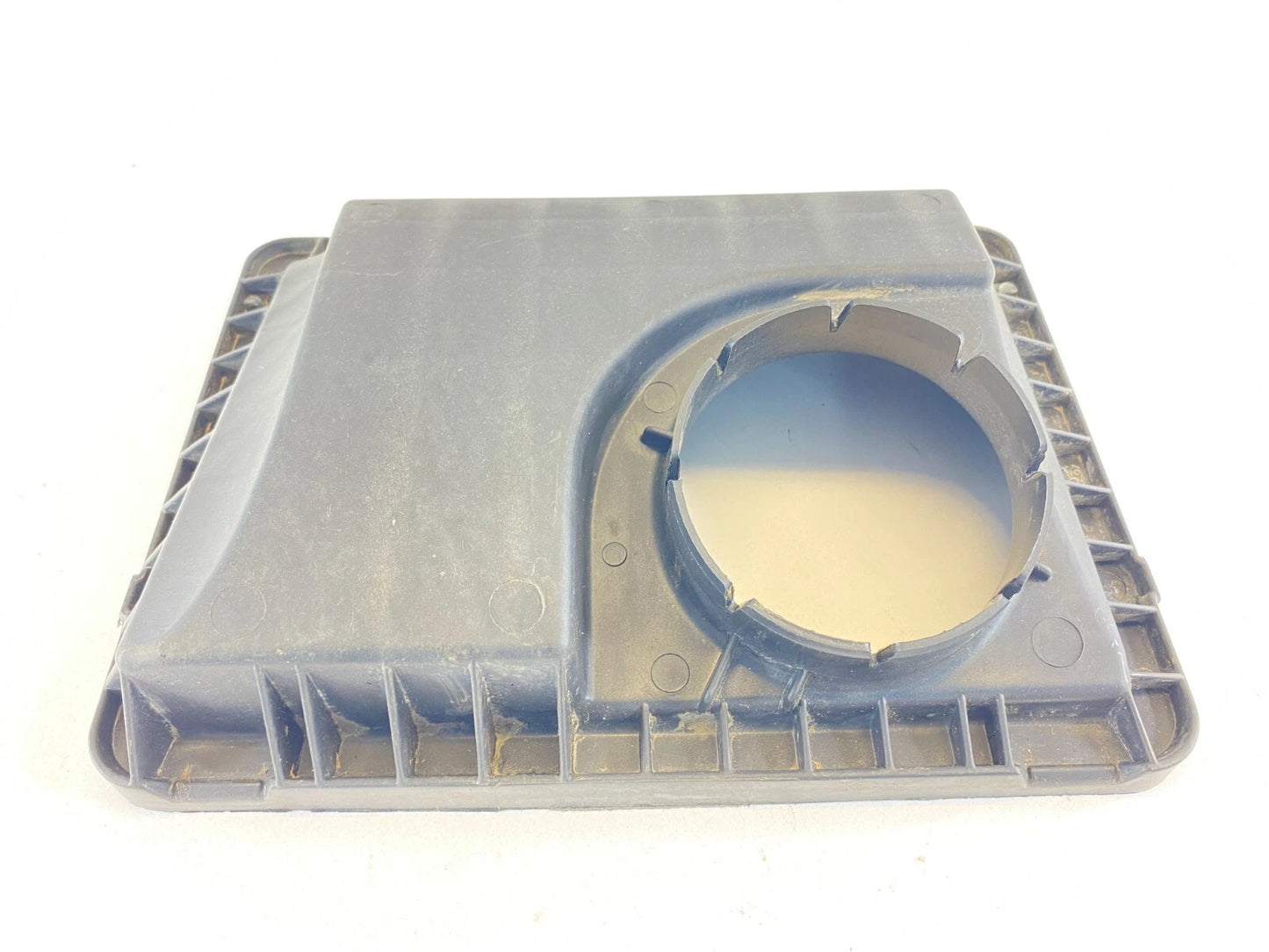 2000-2005 CHEVY IMPALA 3.4L MONTE CARLO AIR INTAKE CLEANER BOX LID COVER 382327