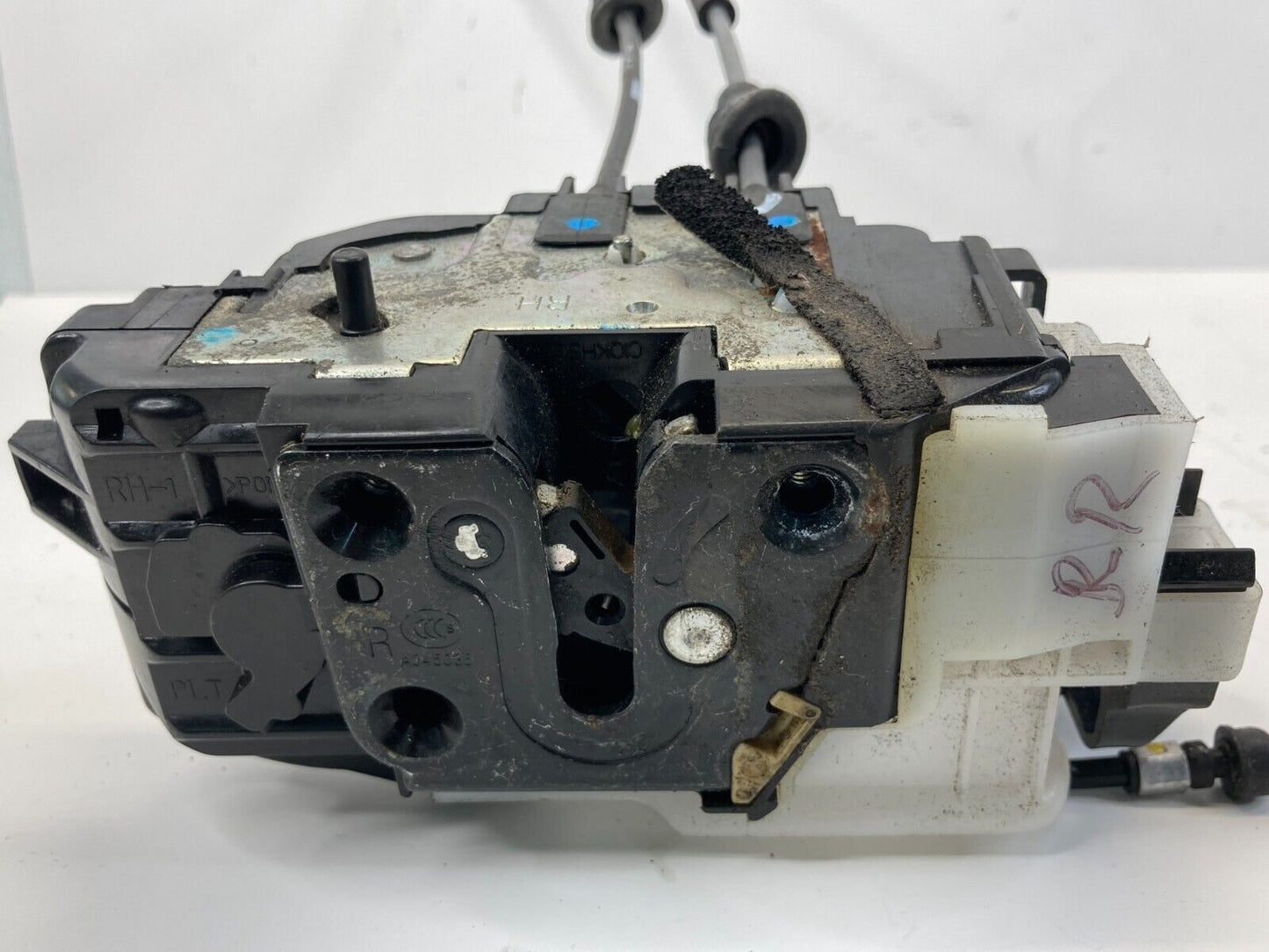 07 08 09 Hyundai Santa Fe Rear Right Side Back Door Lock Latch Actuator C60757A
