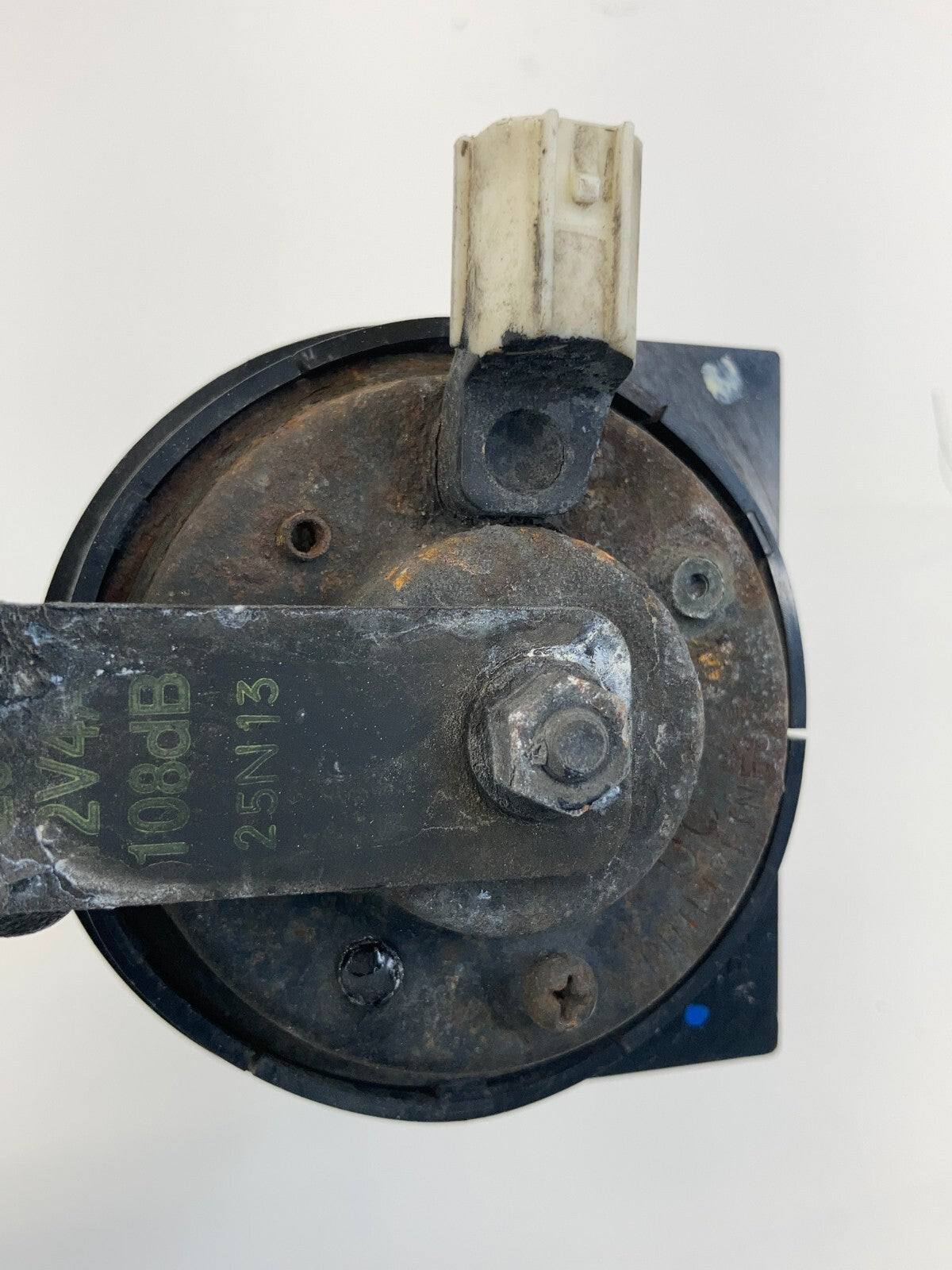 2011 2012 Honda Accord SEDAN Low Tone Note Pitch Signal Horn E356943 OEM