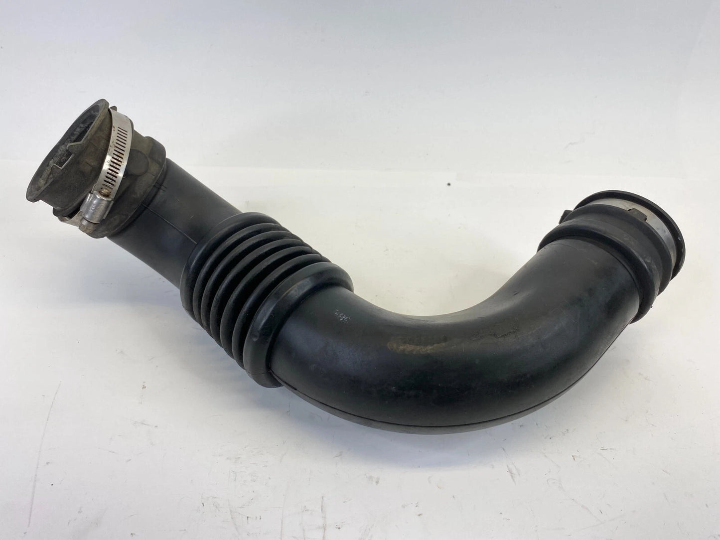 2007-2012 DODGE CALIBER 2.0L AIR INTAKE CLEANER HOSE DUCT OEM FACTORY 04891621AC