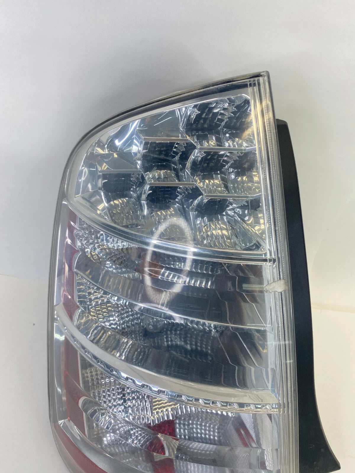 06-09 TOYOTA PRIUS REAR LEFT DRIVER SIDE TAIL LIGHT LAMP TAILLIGHT AIP2R3ST OEM