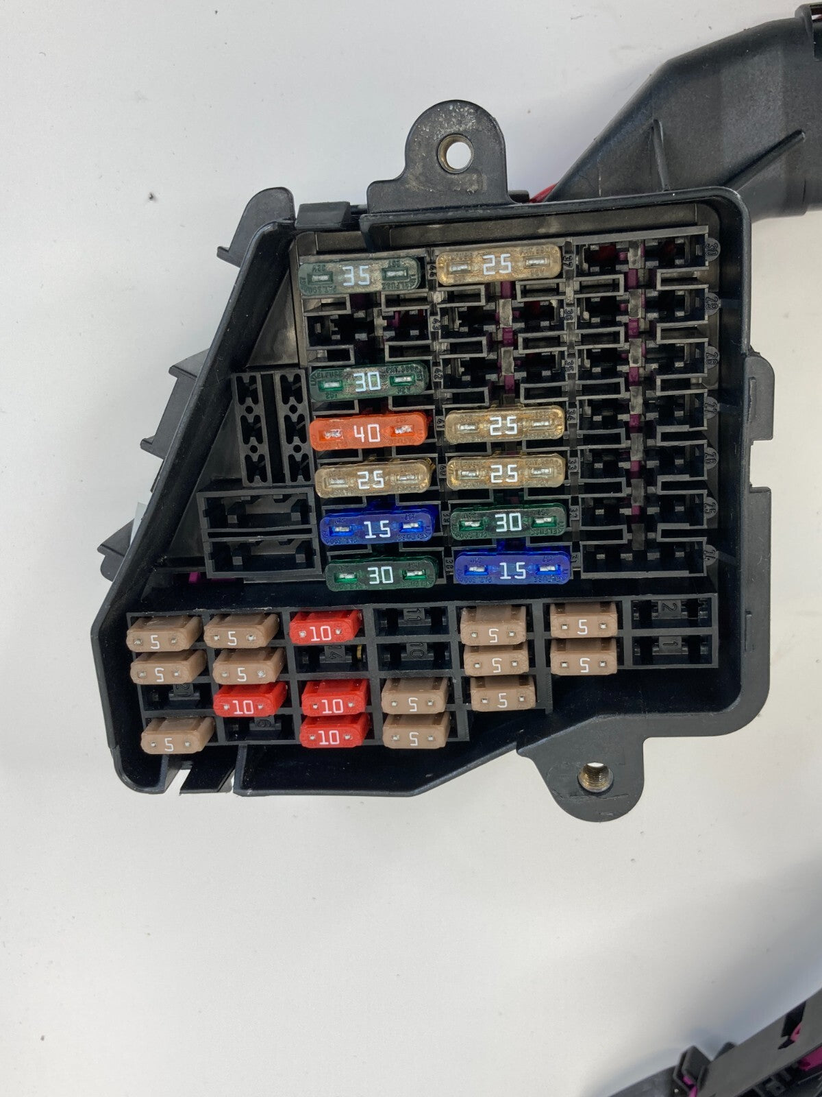 2005-2011 Audi A6 Quattro 3.2L A/T Interior Compartment Fuse Relay Box Assy OEM