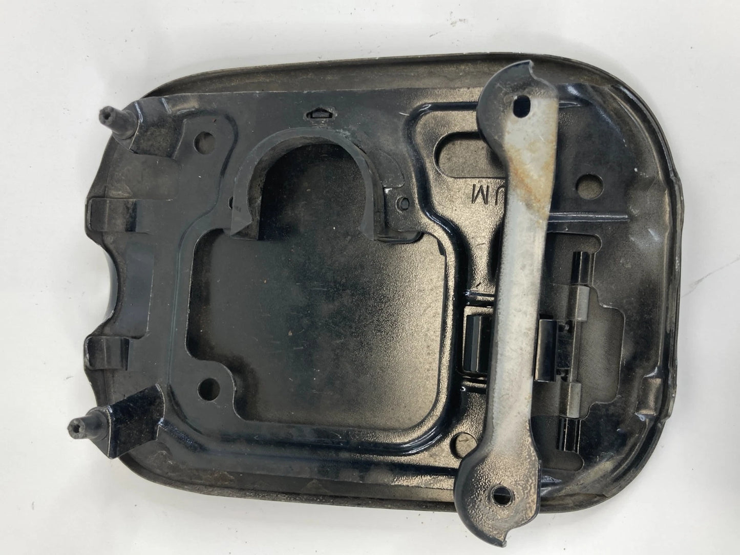 2008-2013 NISSAN ROGUE 14 15 ROGUE SELECT FUEL FILLER GAS DOOR LID COVER OEM