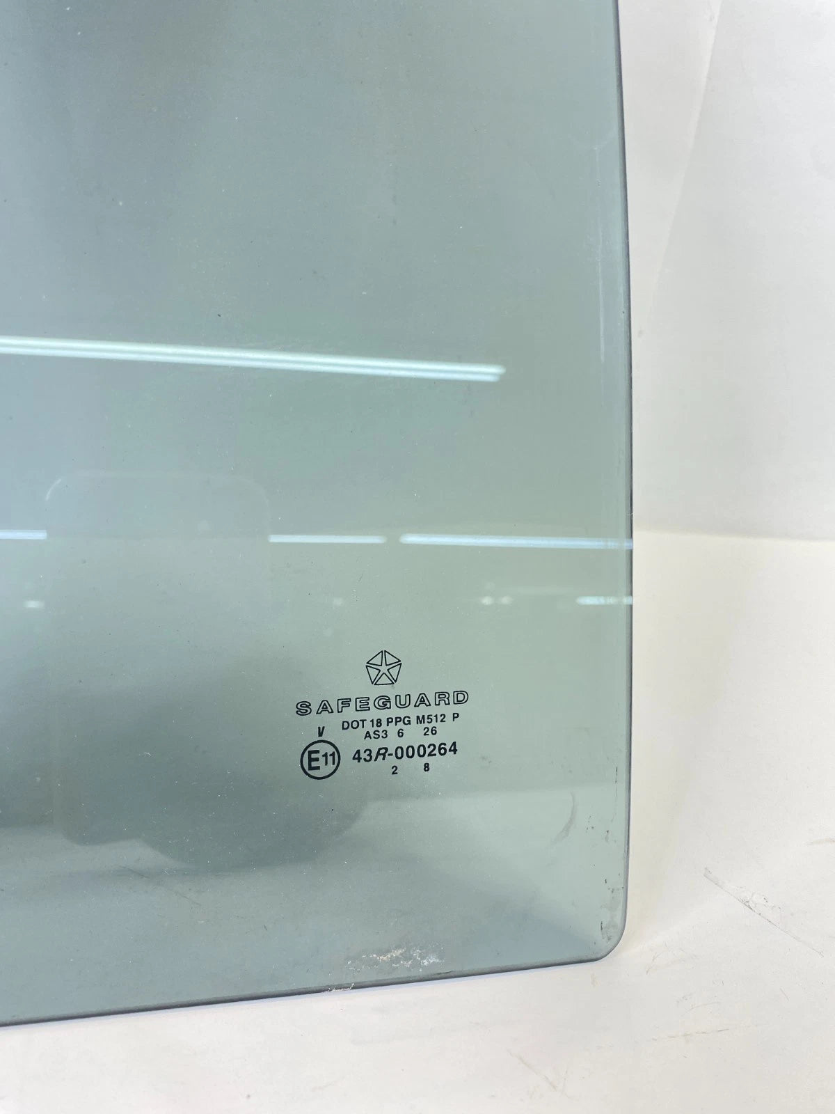 2002-2007 JEEP LIBERTY REAR LEFT SIDE DOOR QUARTER FIXED WINDOW GLASS 43R-000264