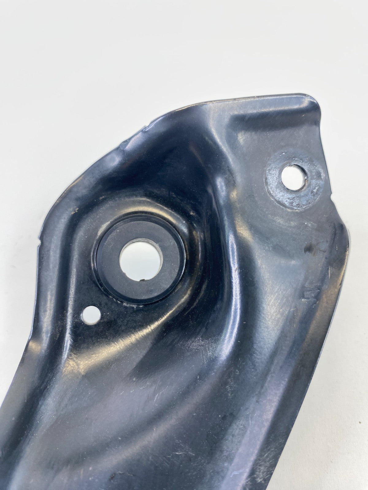 13 14 15 16 17 Honda Accord Upper Right Radiator Bracket Mount Support OEM