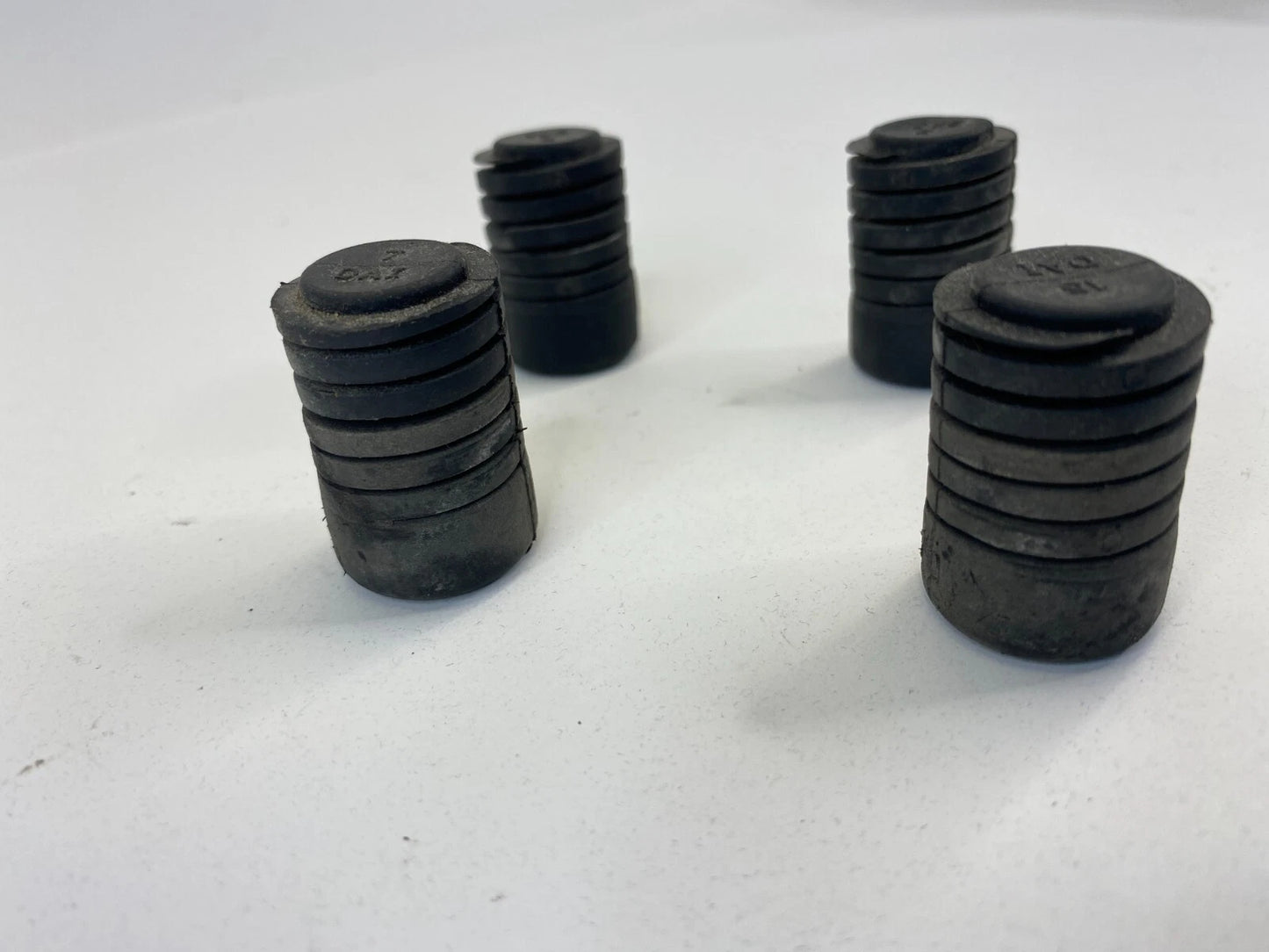 2001-2016 HYUNDAI ELANTRA FRONT HOOD RUBBER CUSHION BUFFER STOPPER BUMPER SET