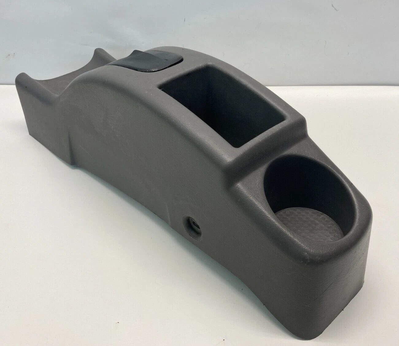 98-03 FORD ESCORT CENTER CONSOLE EMERGENCY BRAKE & REAR CUP HOLDER BEZEL TRIM