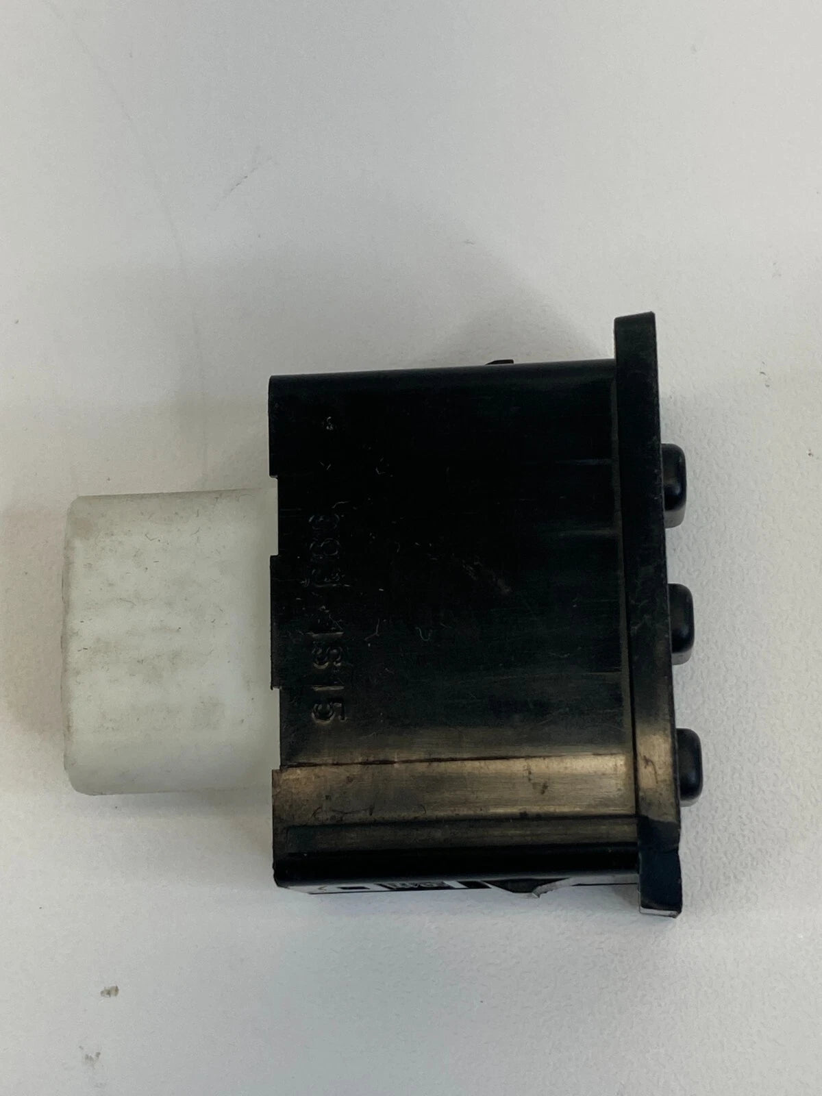 99 00 01 02 03 LEXUS RX300 DASH SIDE POWER MEMORY SEAT CONTROL SWITCH 156993 OEM