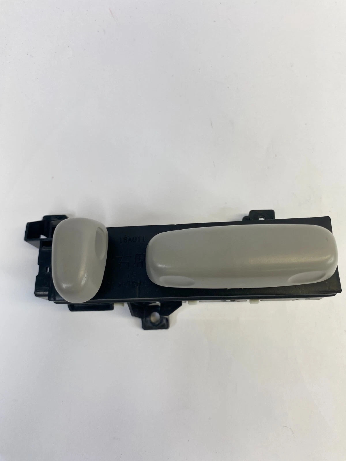 2009-2015 TOYOTA VENZA FRONT RIGHT PASSENGER SIDE SEAT ADJUSTMENT CONTROL SWITCH
