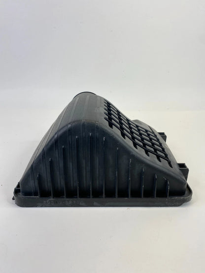 2011-2014 HYUNDAI SONATA 2.4L AT AIR INTAKE CLEANER BOX UPPER COVER TRIM OEM