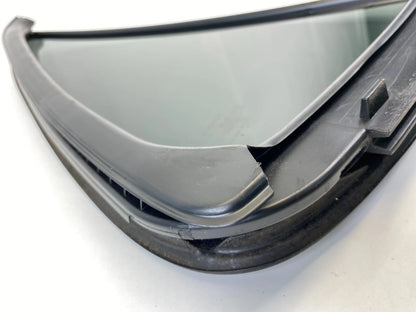 2001-2007 TOYOTA SEQUOIA REAR LEFT DOOR QUARTER WINDOW GLASS FIXED 68189-0C010