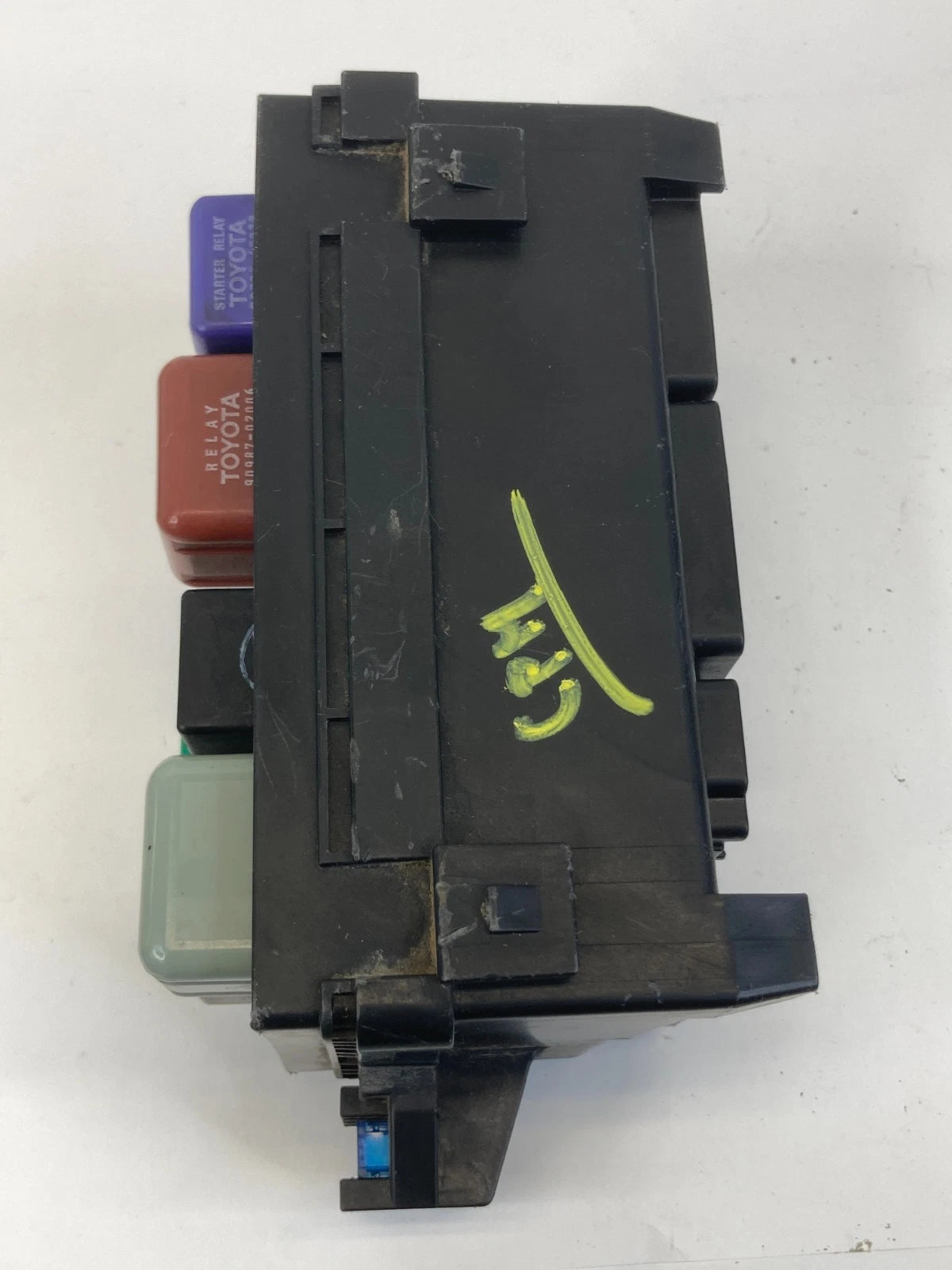1999 TOYOTA CAMRY 2.2L ENGINE FUSE BOX RELAY JUNCTION BLOCK PANEL OEM