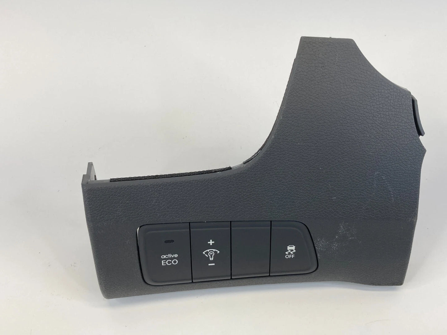 2011-2013 HYUNDAI ELANTRA DASH ACTIVE ECO LIGHT TRACTION CONTROL SWITCH W/ TRIM