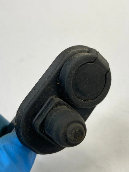 2003-2005 HONDA PILOT FRONT RIGHT PASSENGER DOOR COURTESY LAMP AJAR JAMB SWITCH