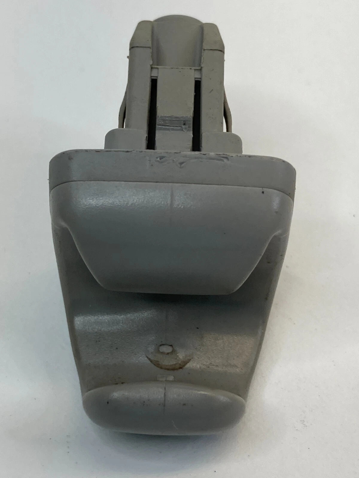 2007-2011 TOYOTA CAMRY 08-19 HIGHLANDER SUN VISOR RETAINER SUNVISOR CLIP OEM