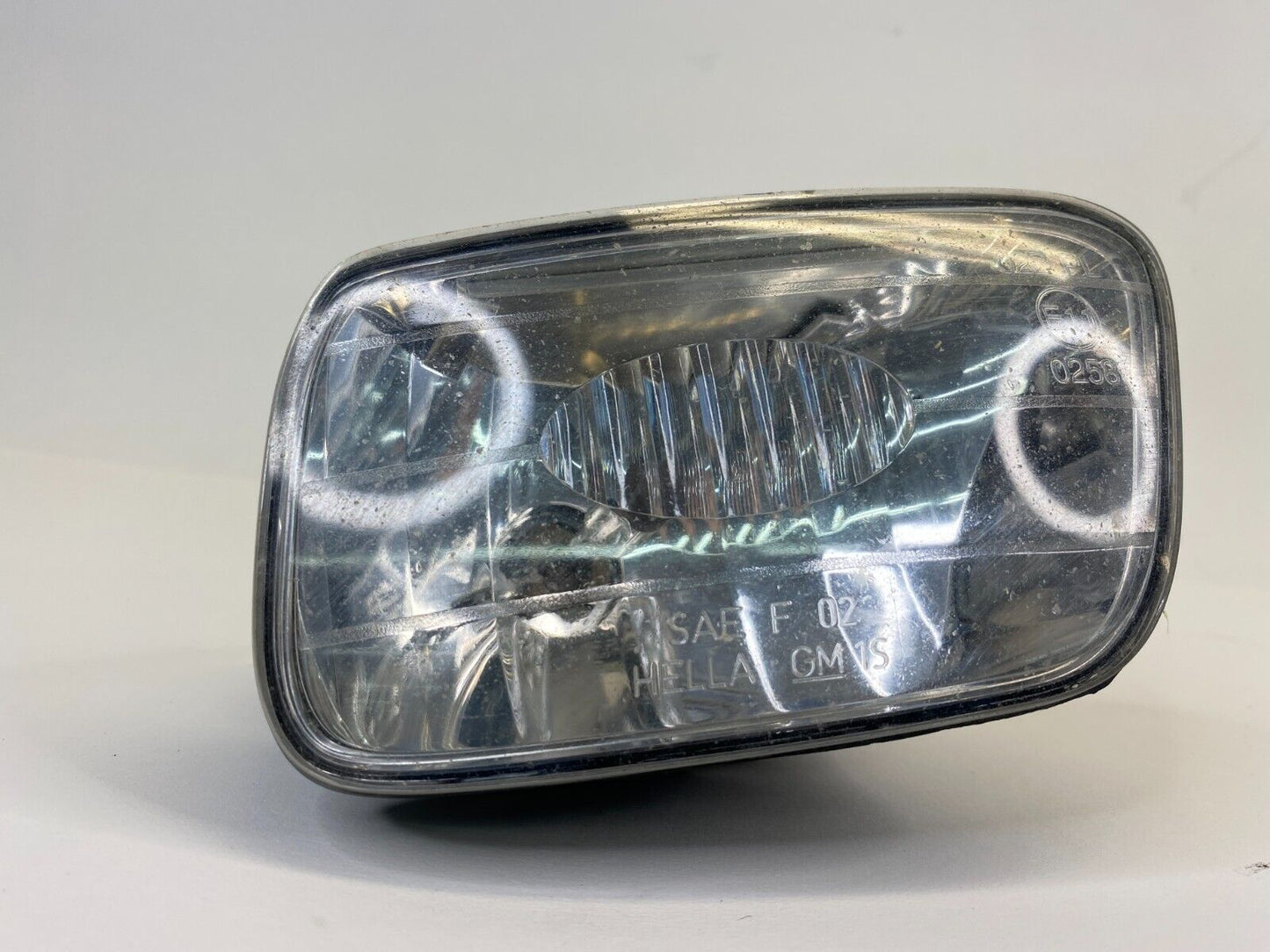 2002-2009 Chevrolet Trailblazer Front Right Passenger Side Fog Light Lamp OEM