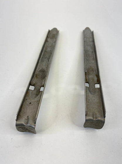 2008-2016 VOLVO XC70 HEADLAMP RETAINER CLIP ASSEMBLY SET OF 2 30678340 OEM