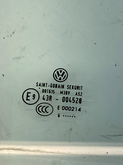 05-10 VOLKSWAGEN JETTA SEDAN REAR LEFT SIDE DOOR QUARTER VENT WINDOW GLASS OEM