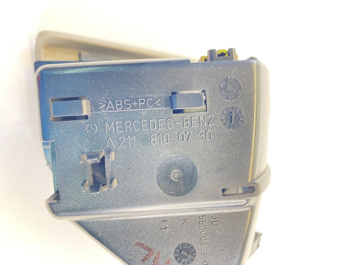 2003-2006 MERCEDES-BENZ E500 REAR LEFT DOOR ASHTRAY COMPARTMENT OEM 2118100730
