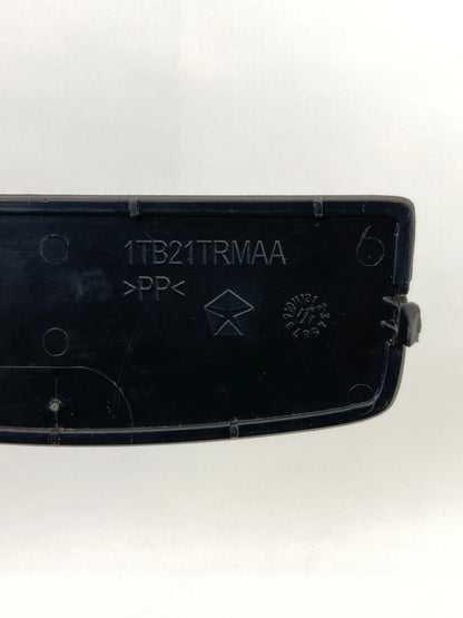 11-14 CHRYSLER 200 08-14 CHRYSLER 300 FRONT RIGHT SIDE DOOR PANEL PLUG TRIM OEM