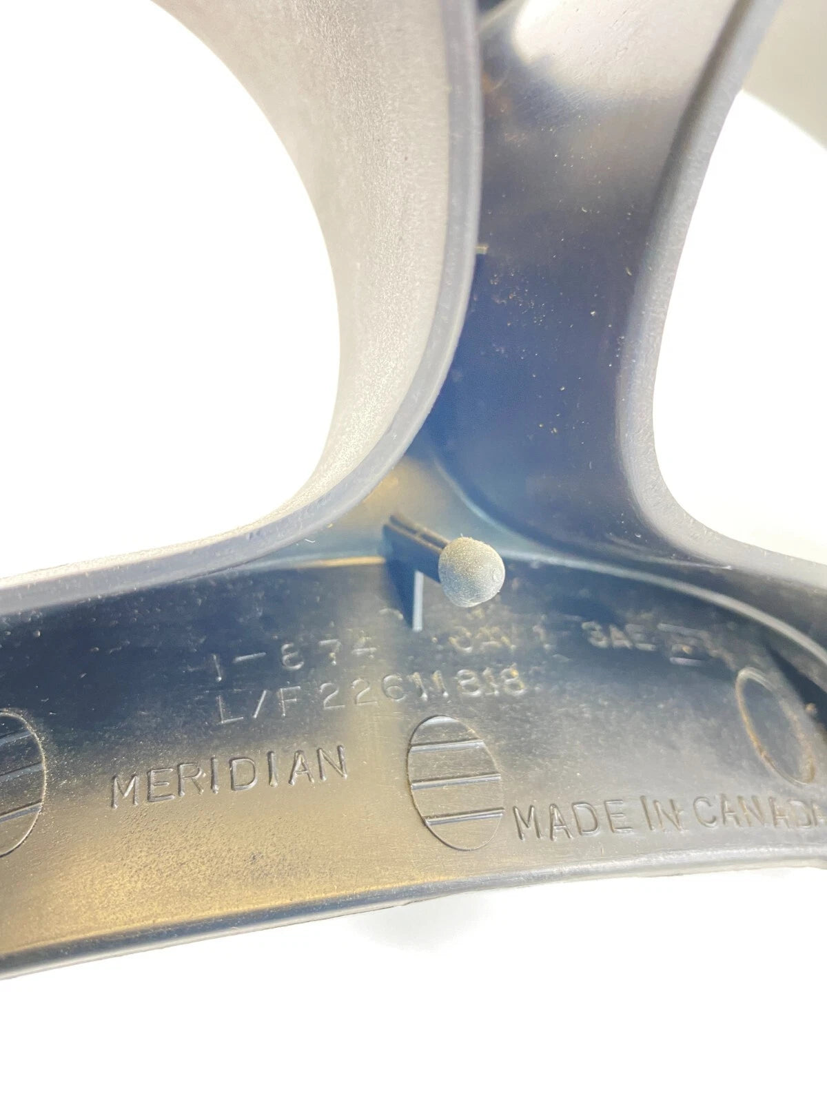 1999-2005 PONTIAC GRAND AM SPEEDOMETER INSTRUMENT CLUSTER DASH BEZEL TRIM SHROUD
