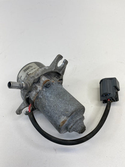 2003 04 05 06 2007 Volvo S60 2.5L Brake Vacuum Pump 30645454 OEM