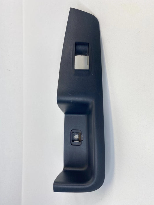 2007-2013 MITSUBISHI OUTLANDER REAR LEFT SIDE DOOR WINDOW SWITCH COVER BEZEL OEM