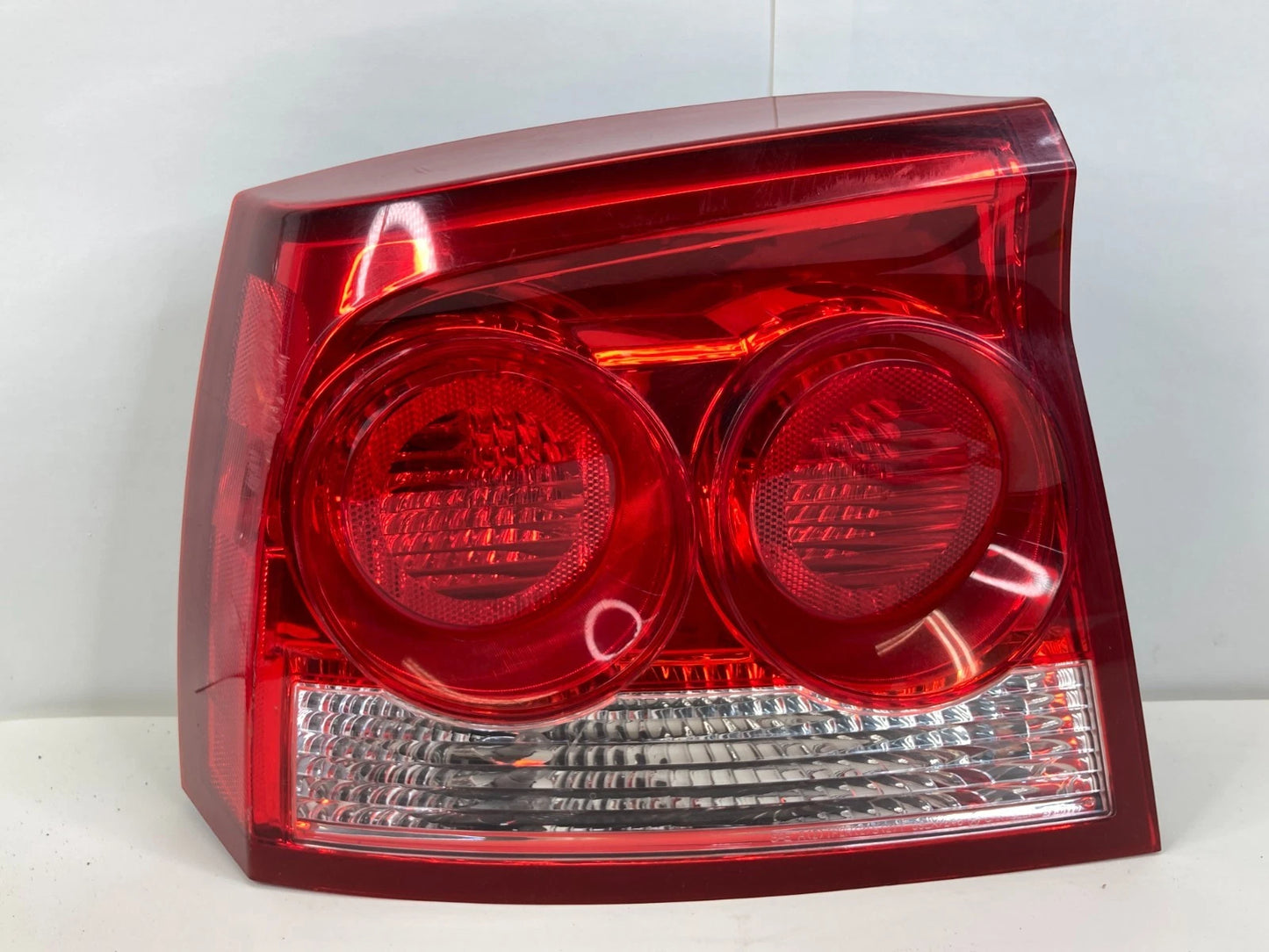 2009 2010 DODGE CHARGER REAR LEFT DRIVER TAILLIGHT TAIL LAMP HALOGEN