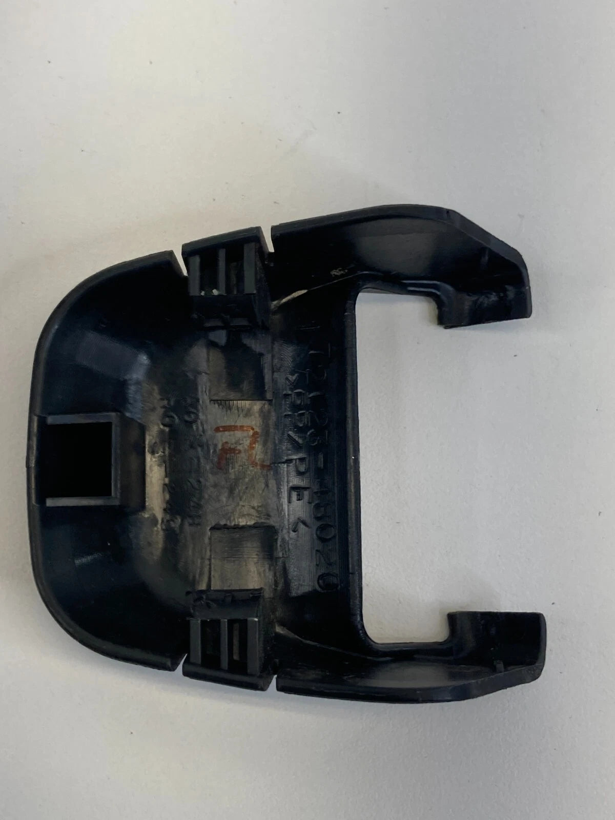 99-03 LEXUS RX300 FRONT LEFT DRIVER SIDE SEAT TRACK END COVER TRIM 72123-48020