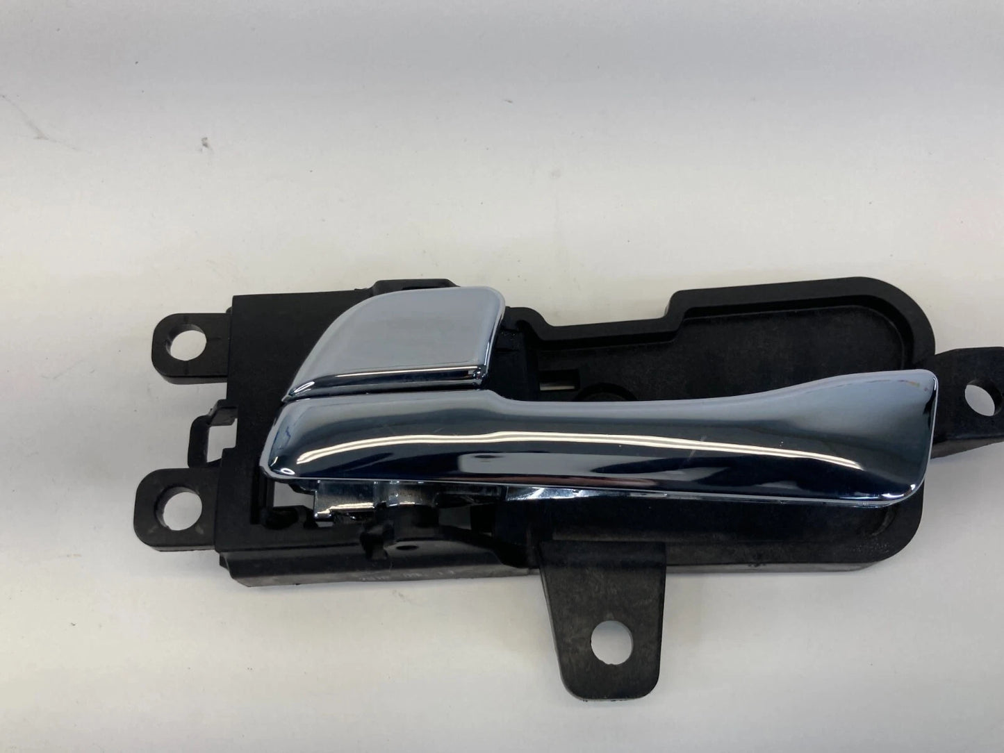 2011-2014 HYUNDAI SONATA REAR LEFT SIDE INNER DOOR HANDLE ASSY 82610-3S000 OEM