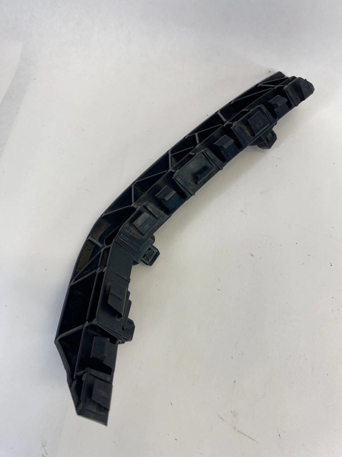 2016-2021 HONDA CIVIC FRONT LEFT DRIVER SIDE BUMPER SPACER RETAINER SUPPORT OEM