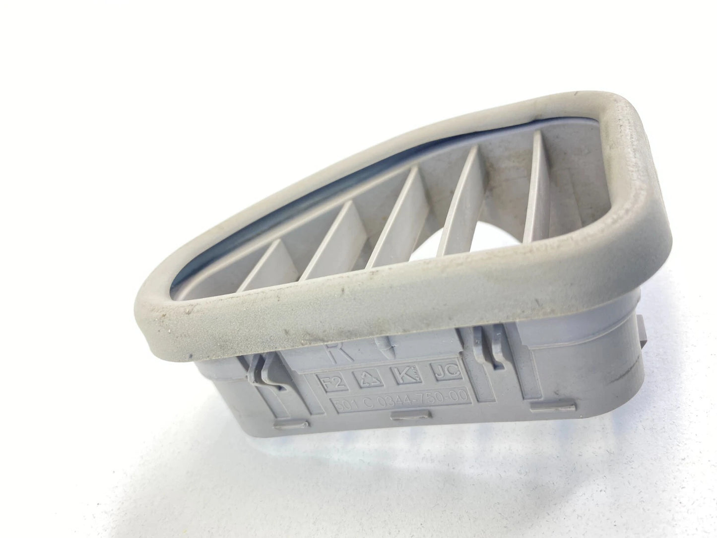 03-06 MERCEDES-BENZ E500 03-09 E320 E350 FRONT RIGHT DOOR FRAME AIR VENT GRILLE
