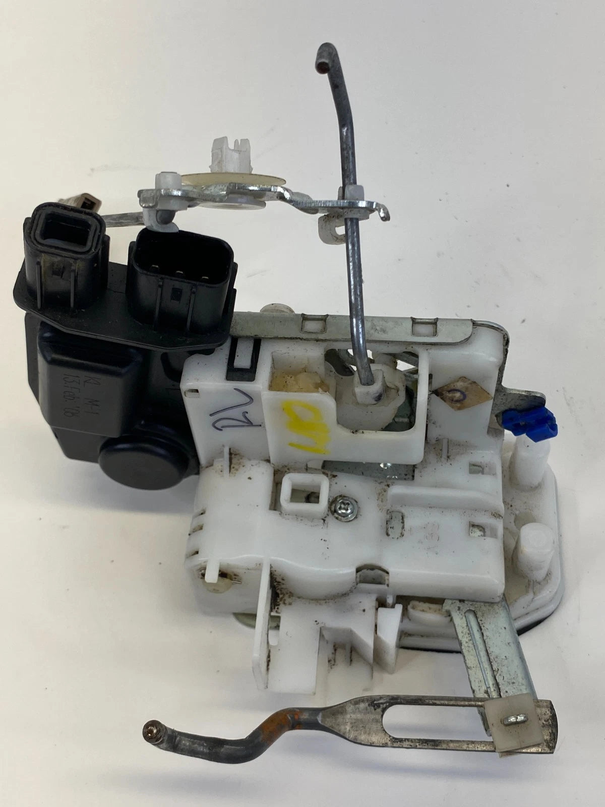 2003-2008 HONDA PILOT REAR LEFT SIDE DOOR POWER LOCK LATCH ACTUATOR ASSY