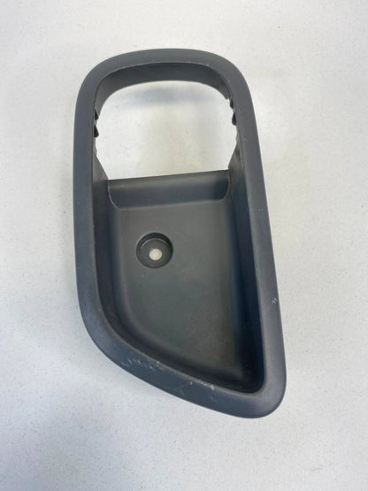 2009-2011 KIA RIO RIO5 REAR RIGHT DOOR HANDLE BEZEL TRIM OEM FACTORY 82621-1G010