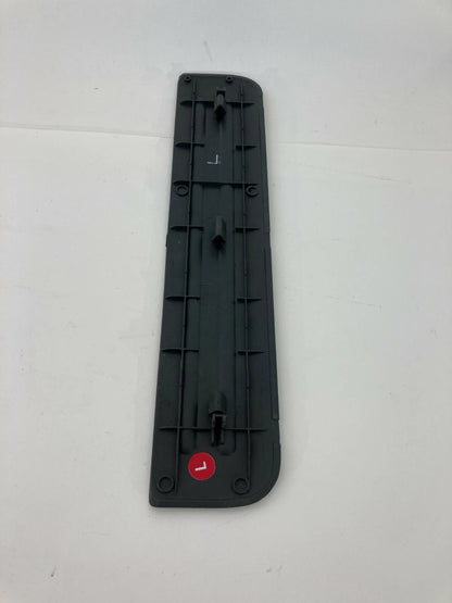 2003 KIA SORENTO REAR LEFT DRIVER SIDE DOOR STEP SILL TRIM PANEL 85882-3E000 OEM