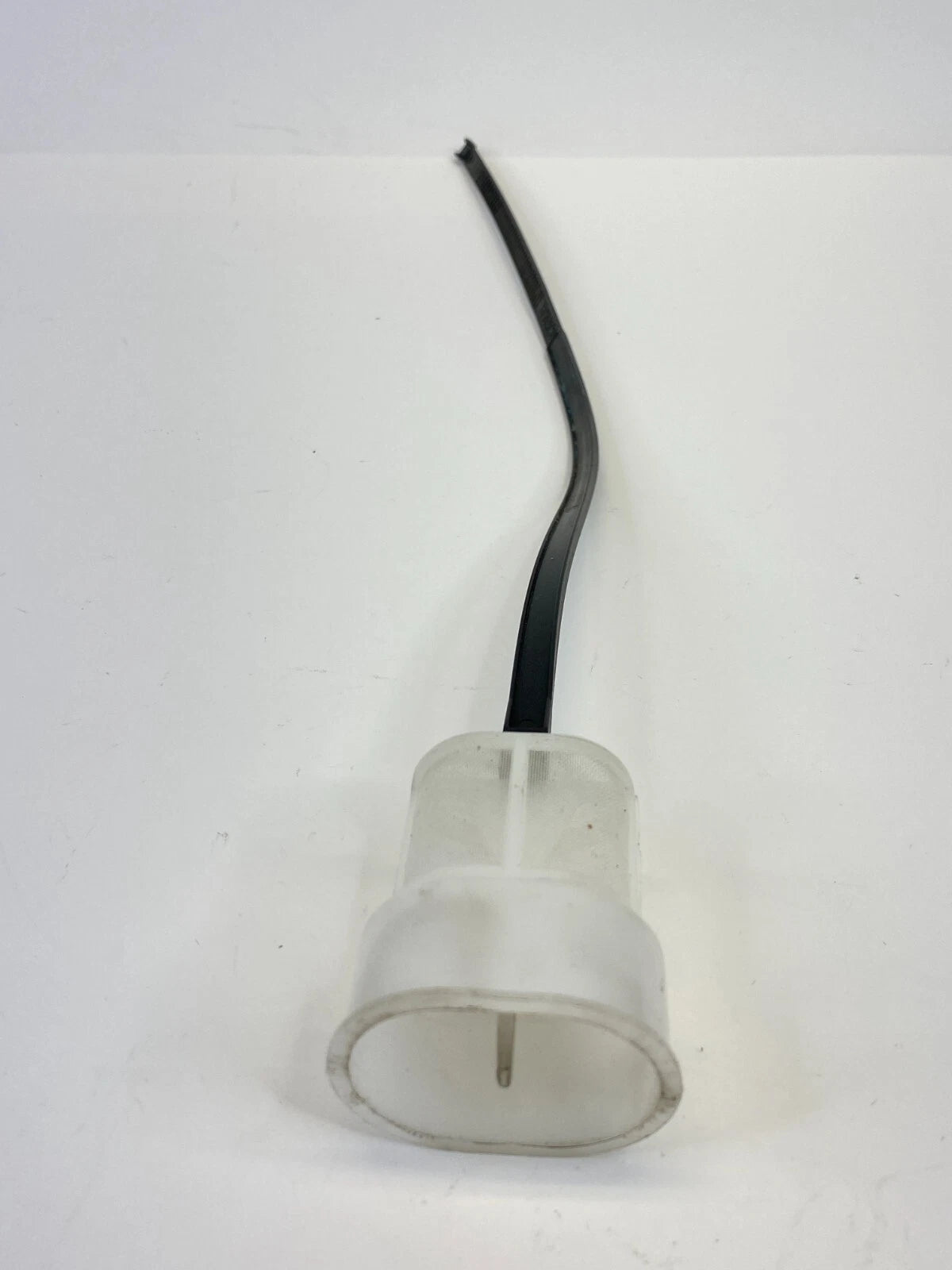 2000-2005 TOYOTA CELICA LEVEL SENSOR FILTER WINDSHIELD WASHER RESERVOIR OEM