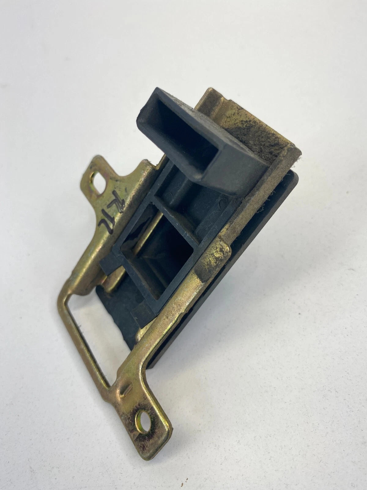1999-2004 HONDA ODYSSEY REAR RIGHT PASSENGER DOOR LOCK BUTTON CONTROL SWITCH OEM