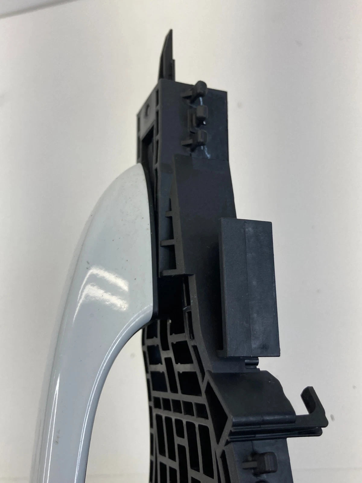 2013-2016 Dodge Dart Rear Right Side Exterior Door Handle P68084836AD OEM